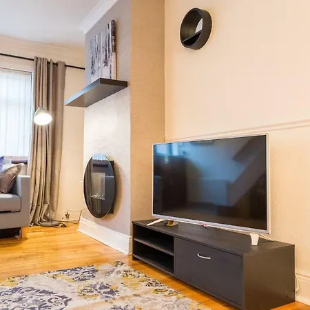 Home From Home, Sleeps 6 People Belfast Exterior photo