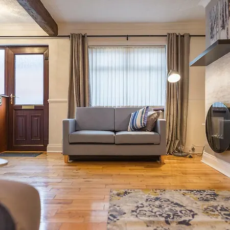 Home From Home, Sleeps 6 People Belfast Exterior photo
